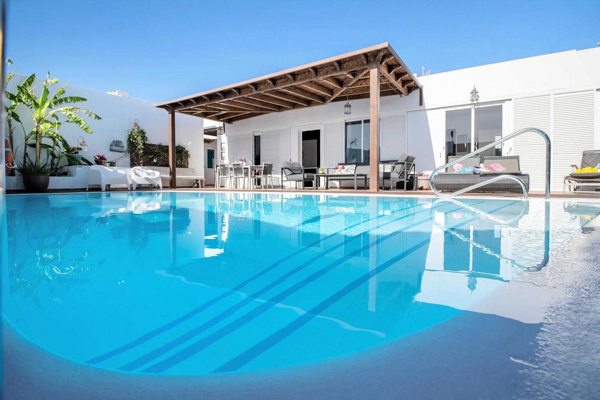 Villa Fae Плая Бланка Екстериор снимка