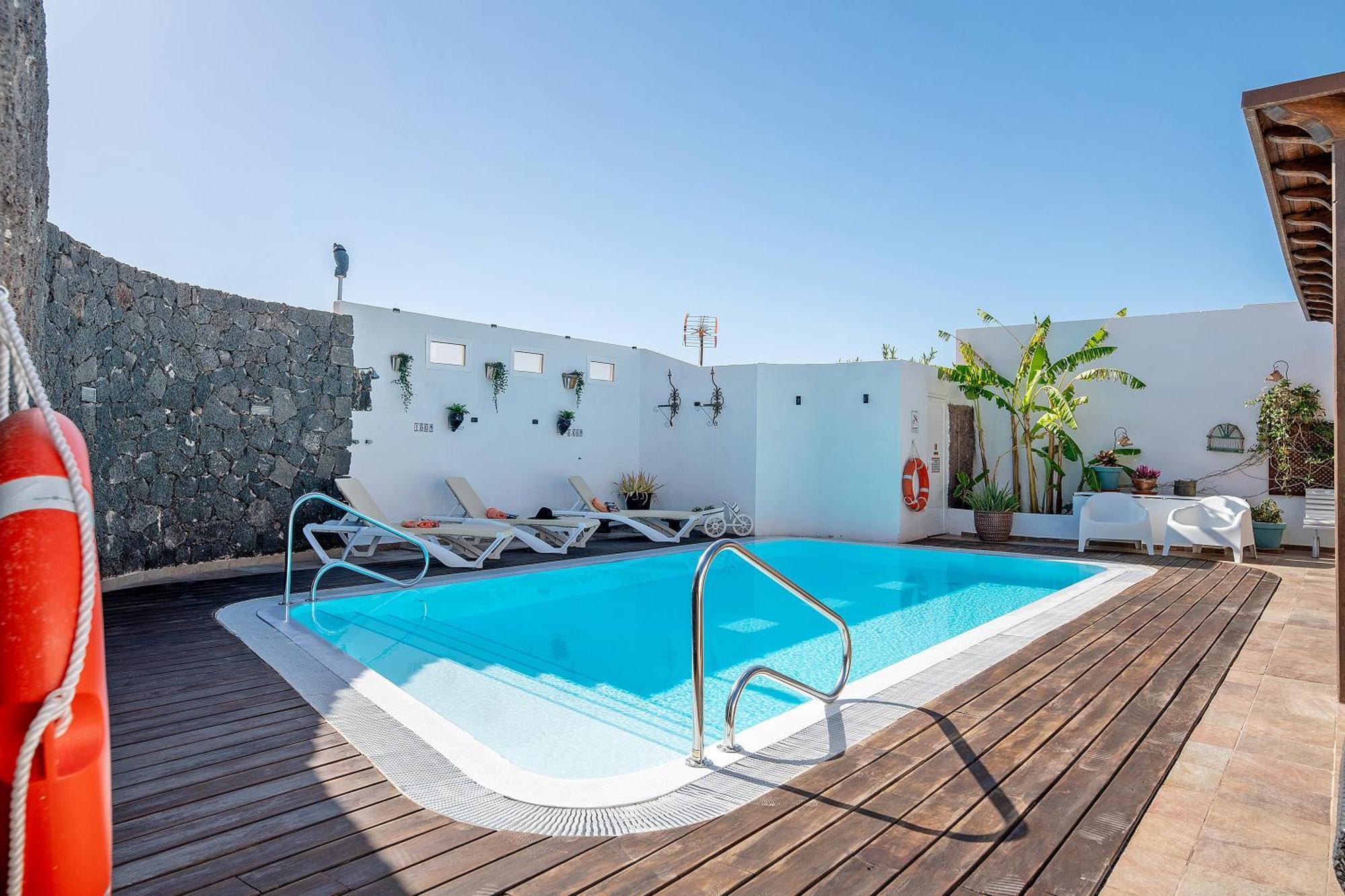 Villa Fae Плая Бланка Екстериор снимка