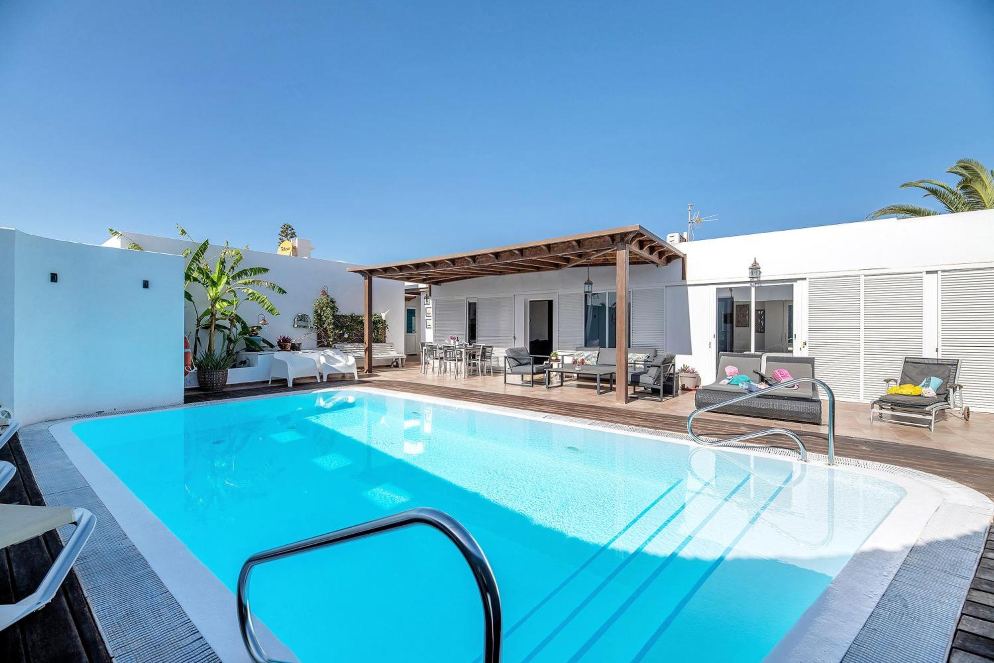 Villa Fae Плая Бланка Екстериор снимка